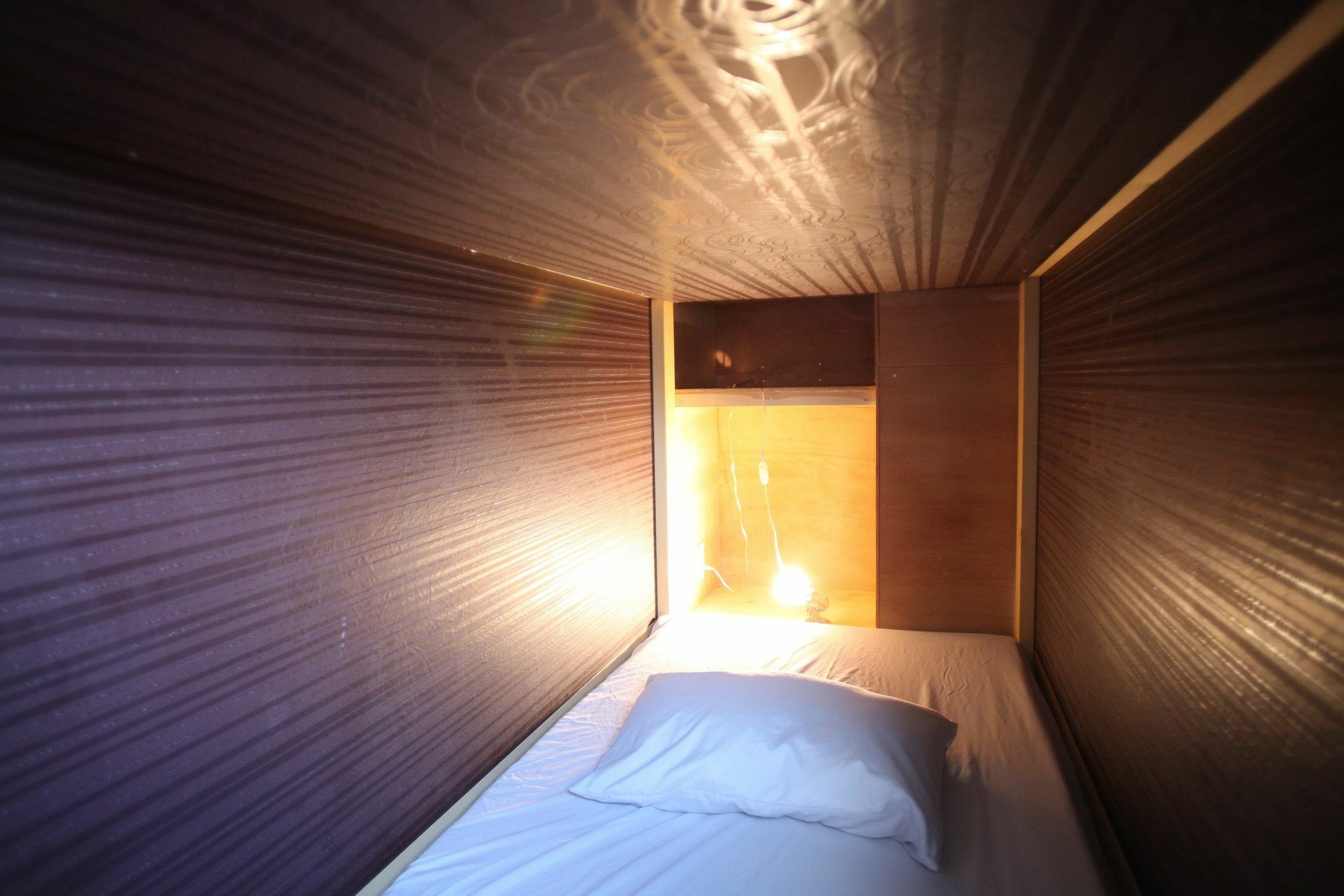 Base Inn Komagome Tokyo Exterior photo